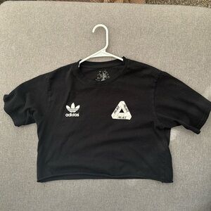 PALACE X Adidas cropped T Shirt